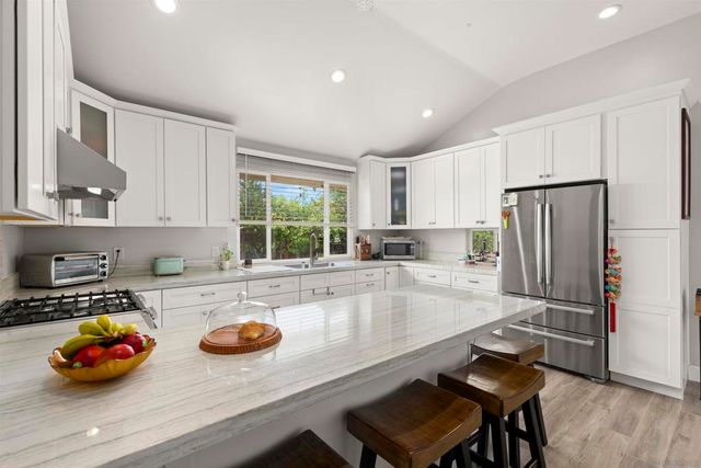 752 Bracero Road, Encinitas, CA 92024