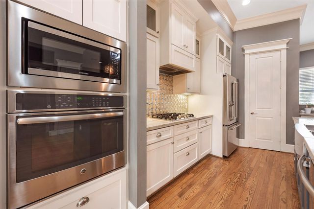 212 W 6th Street, Houston, TX 77007