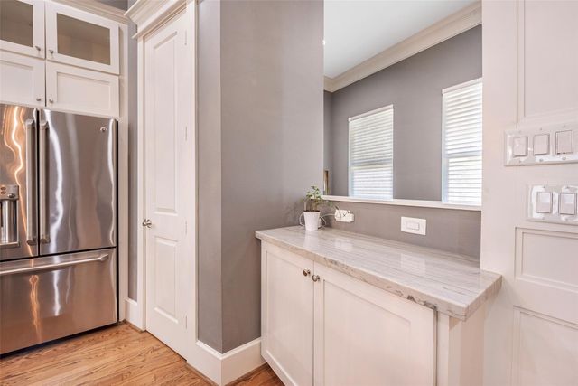 212 W 6th Street, Houston, TX 77007