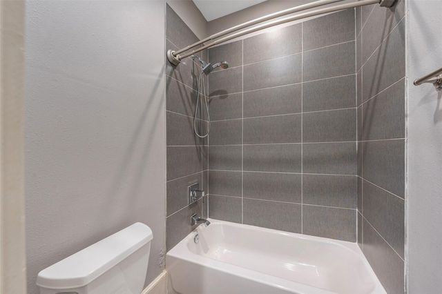 212 W 6th Street, Houston, TX 77007