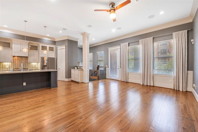 212 W 6th Street, Houston, TX 77007