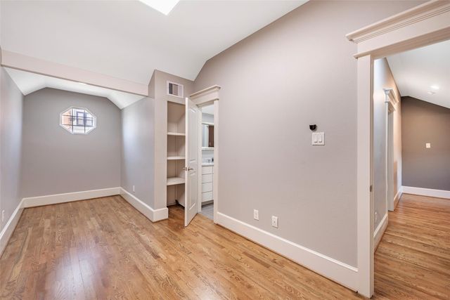 212 W 6th Street, Houston, TX 77007