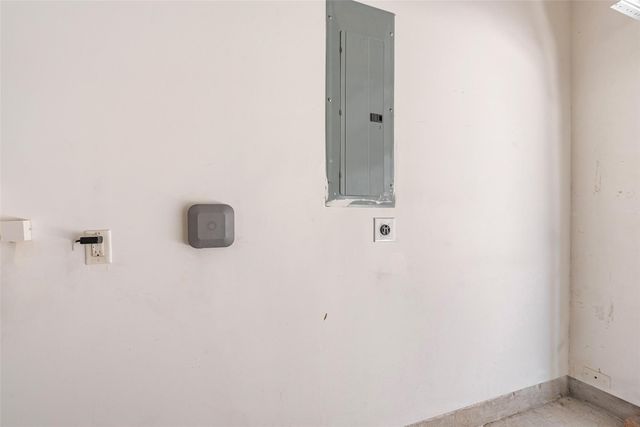 212 W 6th Street, Houston, TX 77007