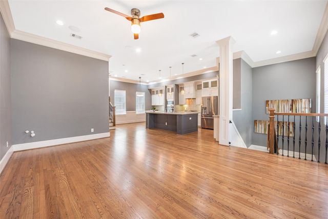 212 W 6th Street, Houston, TX 77007