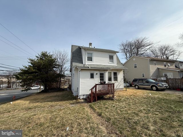 900 NORTHPOINT RD, Baltimore, MD 21224