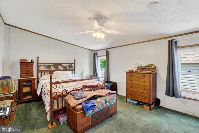 148 BROADWING DR, Hanover, PA 17331