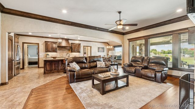 7130 E 86th Place N, Owasso, OK 74055