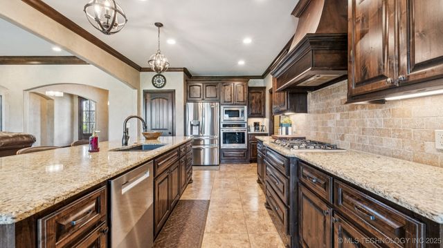 7130 E 86th Place N, Owasso, OK 74055