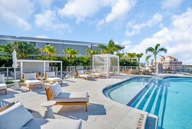 400 CENTRAL AVENUE 909, St Petersburg, FL 33701