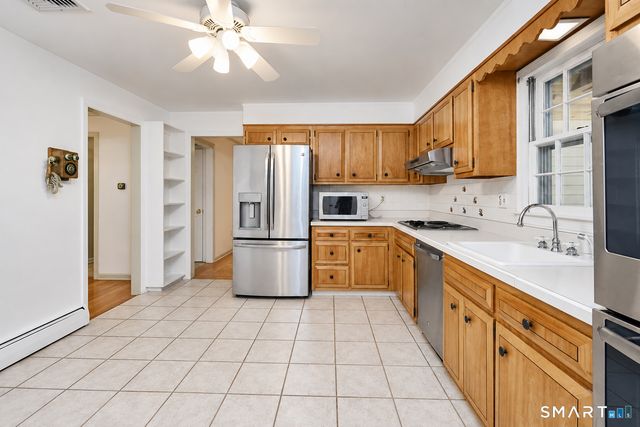 9 Primrose Lane, Westport, CT 06880