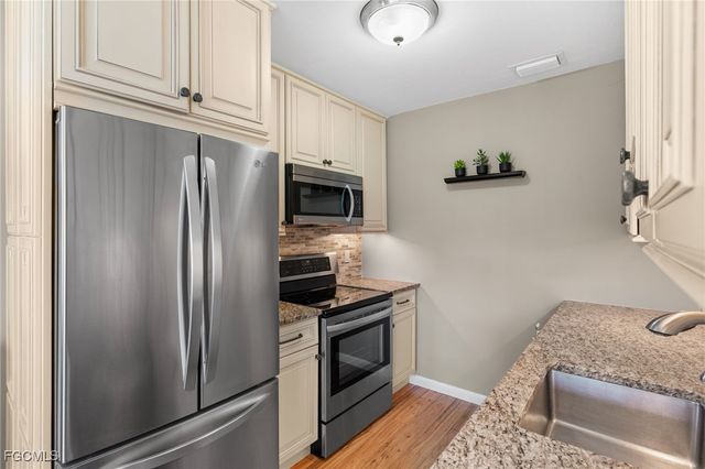 601 Periwinkle WAY C-5, Sanibel, FL 33957