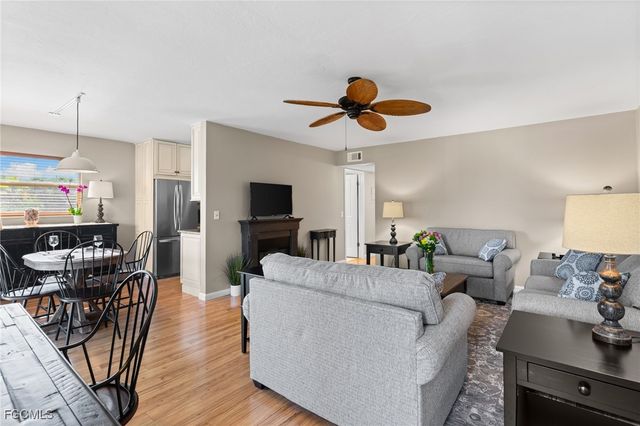 601 Periwinkle WAY C-5, Sanibel, FL 33957