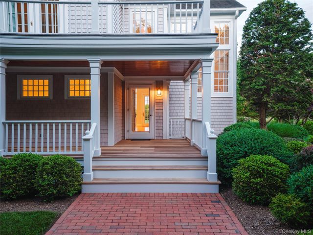 4725 Orchard Street, Orient, NY 11957
