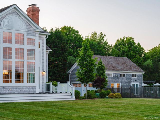 4725 Orchard Street, Orient, NY 11957