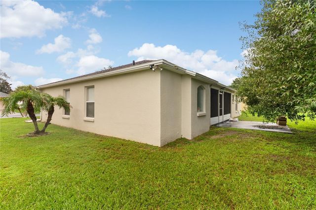 8207 WESTMONT TERRACE DRIVE, Lakeland, FL 33810