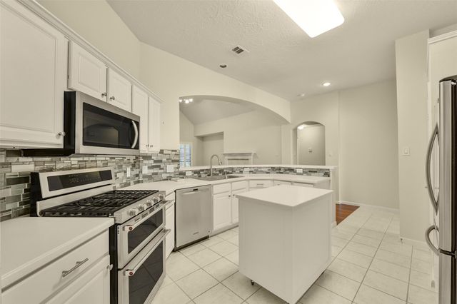 3510 Harbor Pass Lane, Friendswood, TX 77546