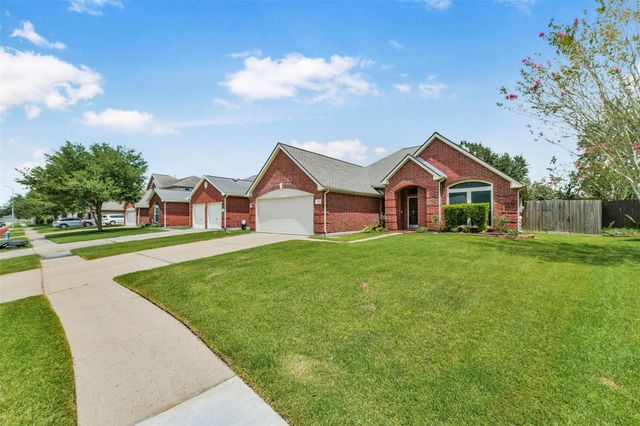 3510 Harbor Pass Lane, Friendswood, TX 77546