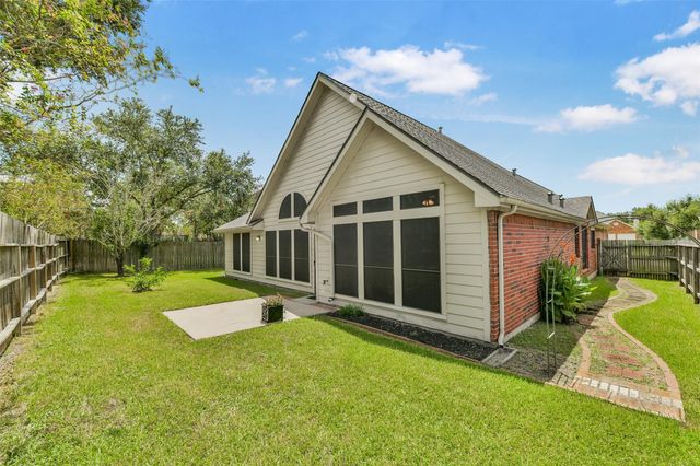 3510 Harbor Pass Lane, Friendswood, TX 77546