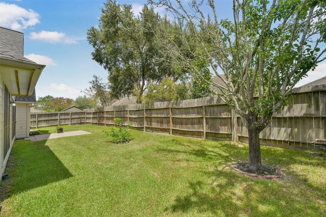 3510 Harbor Pass Lane, Friendswood, TX 77546