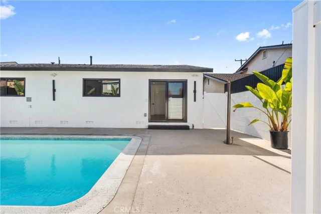 21316 Dolores, Carson, CA 90745