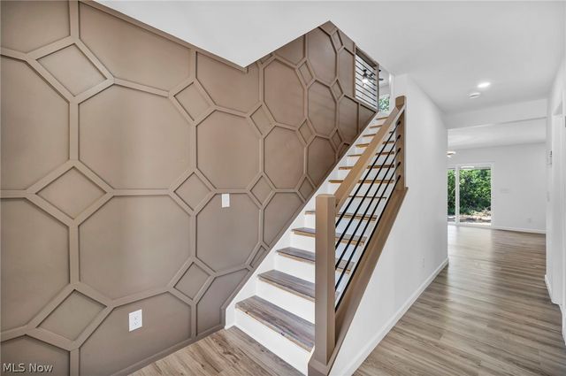 7602 Hickory, Oakwood Village, OH 44146