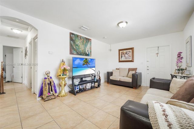 2930 SW 11th ST, Miami, FL 33135