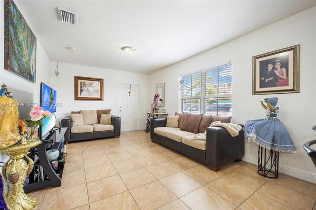 2930 SW 11th ST, Miami, FL 33135