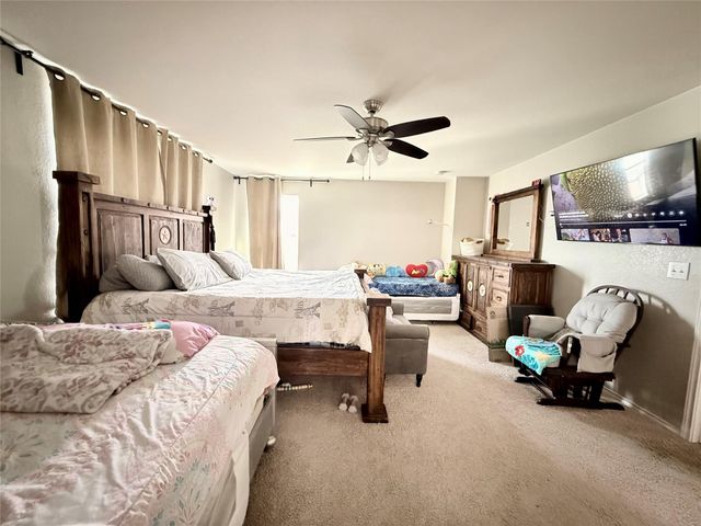 6805 Horseshoe Pond DR, Del Valle, TX 78617