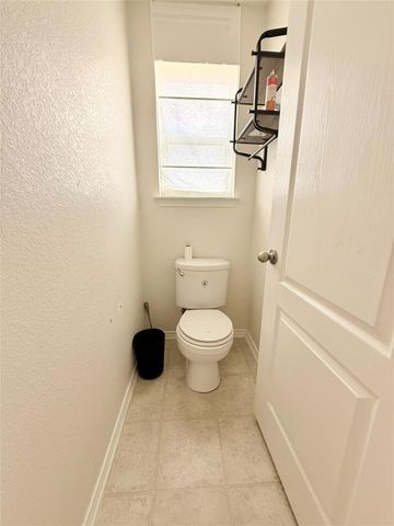 6805 Horseshoe Pond DR, Del Valle, TX 78617