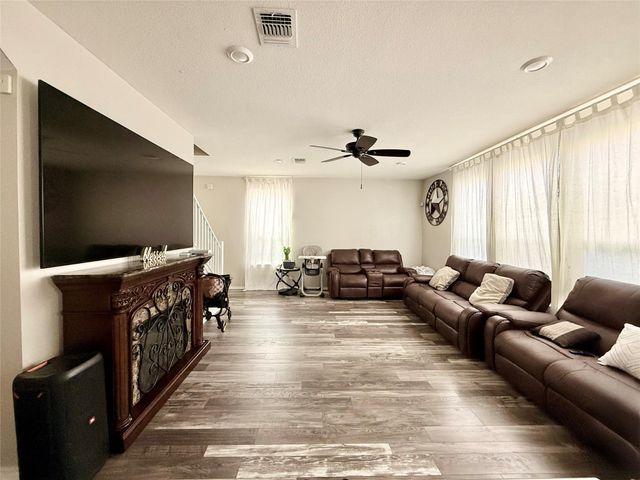 6805 Horseshoe Pond DR, Del Valle, TX 78617