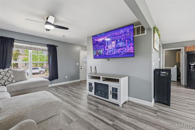 109 Chestnut Ridge Drive, Wright City, MO 63390