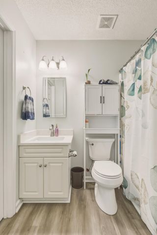 7988 Vermont Road, North Charleston, SC 29418