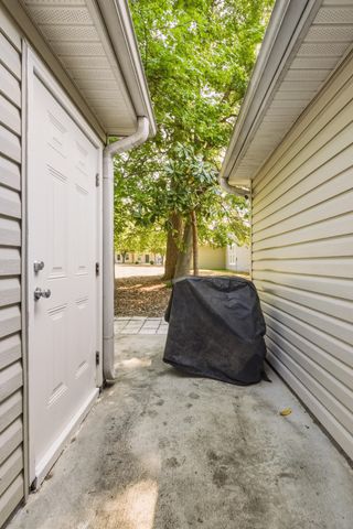 7988 Vermont Road, North Charleston, SC 29418