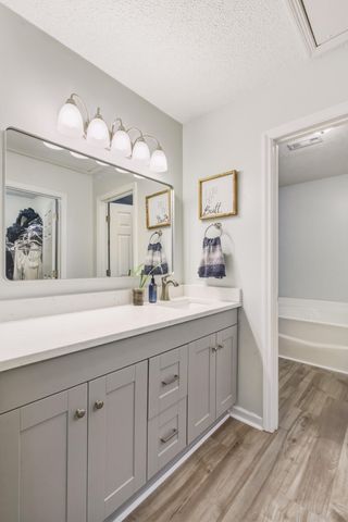 7988 Vermont Road, North Charleston, SC 29418
