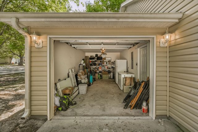 7988 Vermont Road, North Charleston, SC 29418