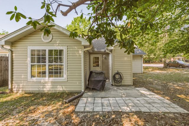 7988 Vermont Road, North Charleston, SC 29418