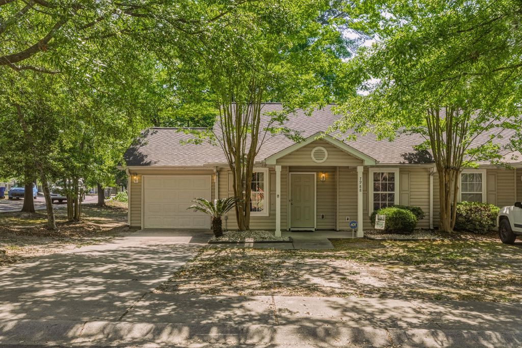7988 Vermont Road, North Charleston, SC 29418
