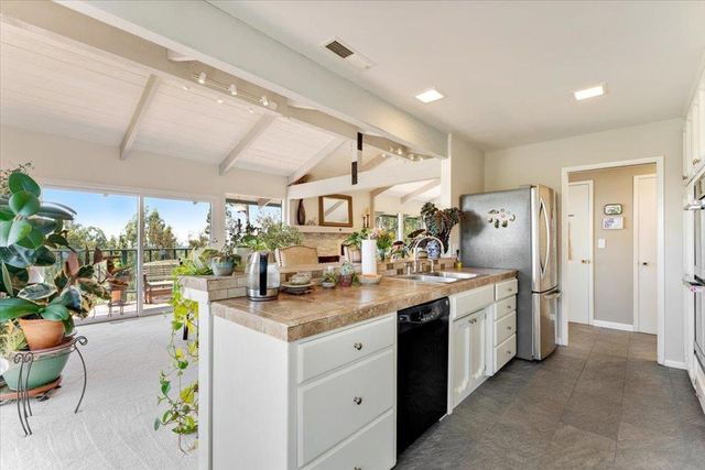 5410 Baffy Court, Soquel, CA 95073