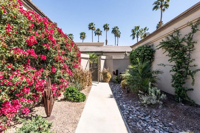 39432 Narcissus Way, Palm Desert, CA 92211