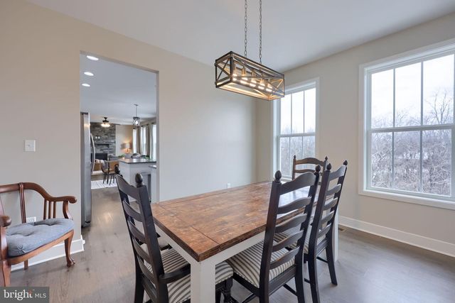 1584 BUNKER COURT, Chambersburg, PA 17202