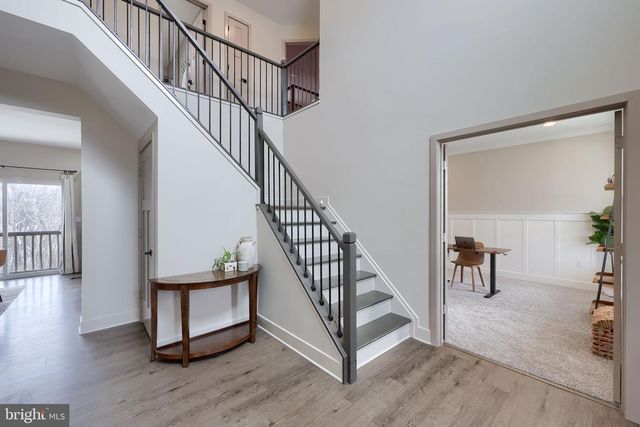 1584 BUNKER COURT, Chambersburg, PA 17202