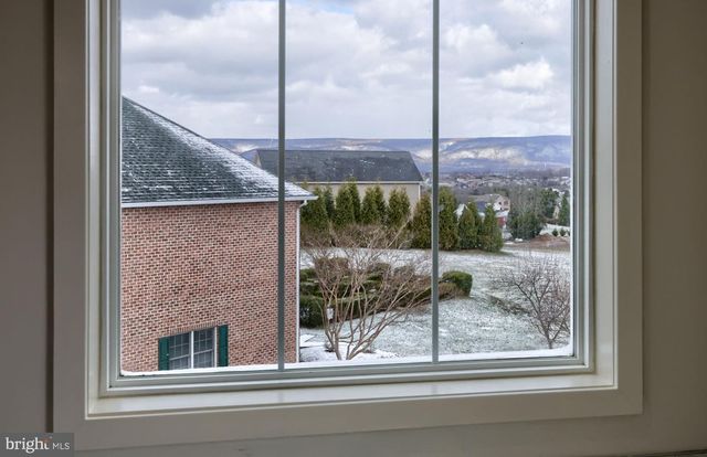 1584 BUNKER COURT, Chambersburg, PA 17202