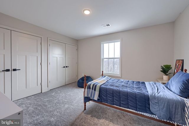 1584 BUNKER COURT, Chambersburg, PA 17202