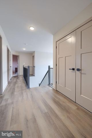 1584 BUNKER COURT, Chambersburg, PA 17202