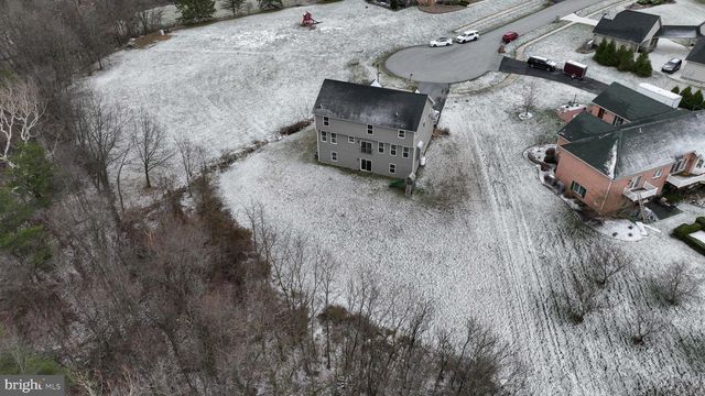 1584 BUNKER COURT, Chambersburg, PA 17202