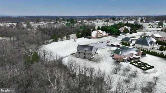 1584 BUNKER COURT, Chambersburg, PA 17202