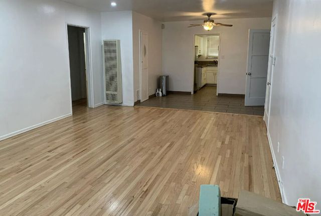 455 S Oakhurst Drive, Beverly Hills, CA 90212