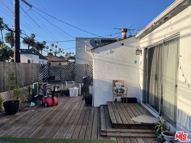 455 S Oakhurst Drive, Beverly Hills, CA 90212