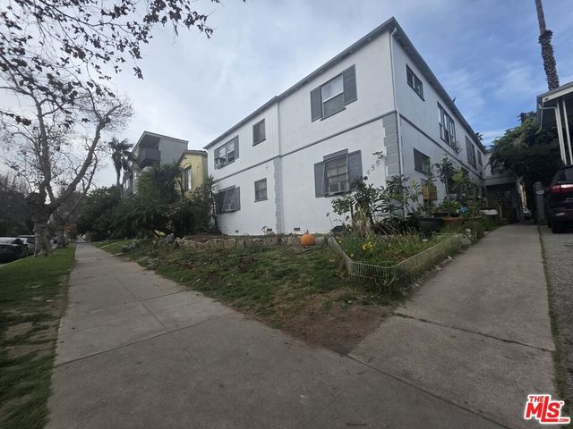 455 S Oakhurst Drive, Beverly Hills, CA 90212