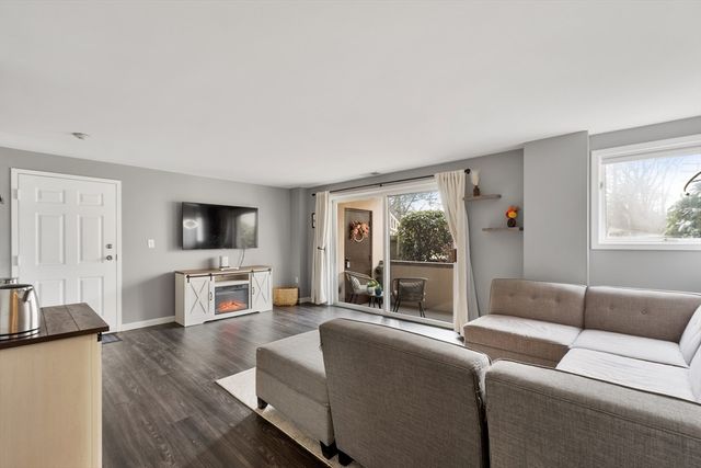 17 Bourbon Unit 76 76, Peabody, MA 01960